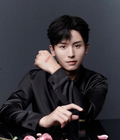 娱乐圈吃瓜群龚俊是谁,娱乐圈吃瓜群中的璀璨明星