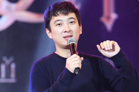 吃瓜博主娱乐圈讲故事,吃瓜博主揭秘明星那些事儿